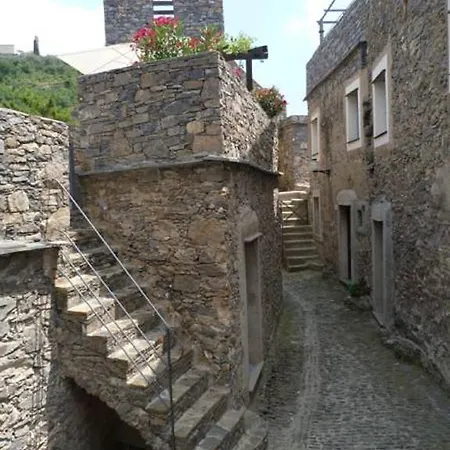Nyaraló Gb *